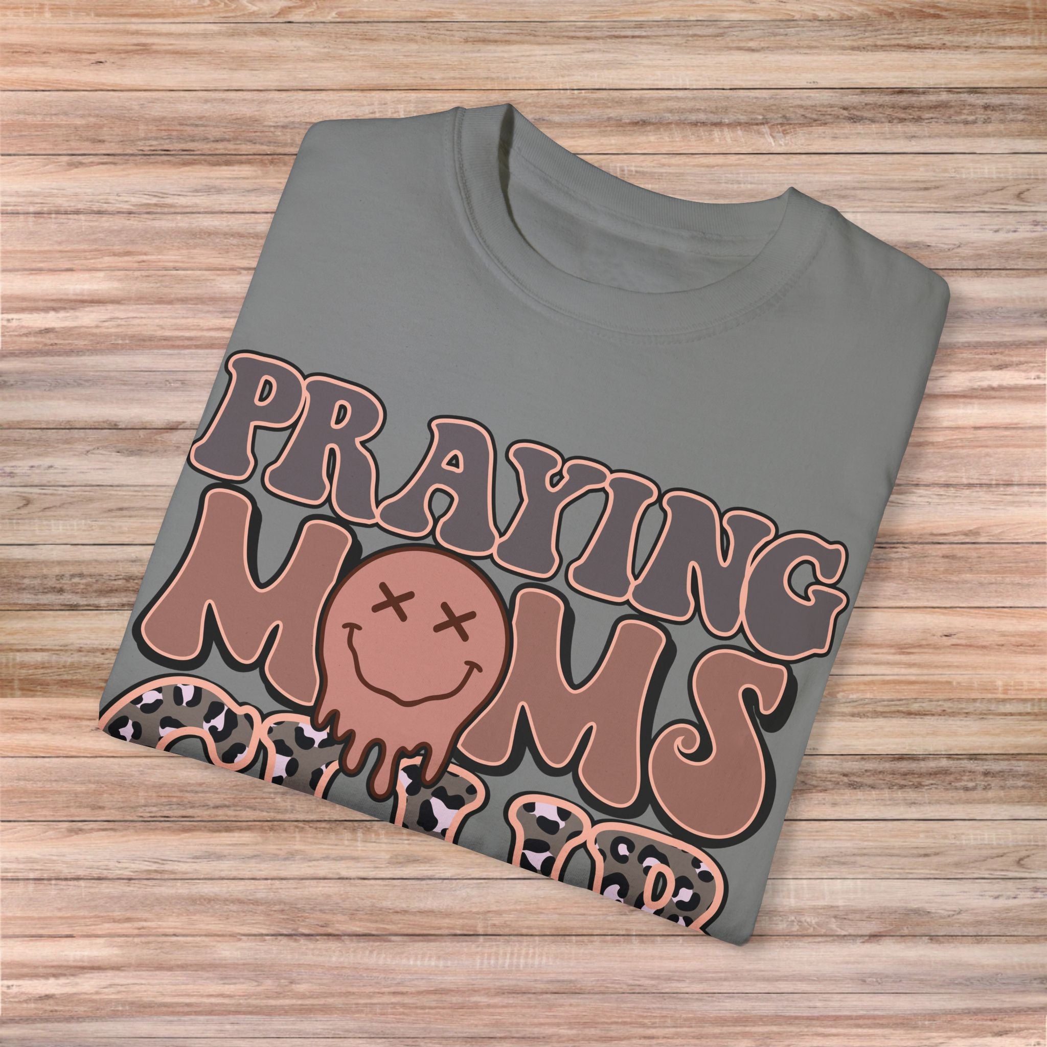 Praying Moms Club T-shirt