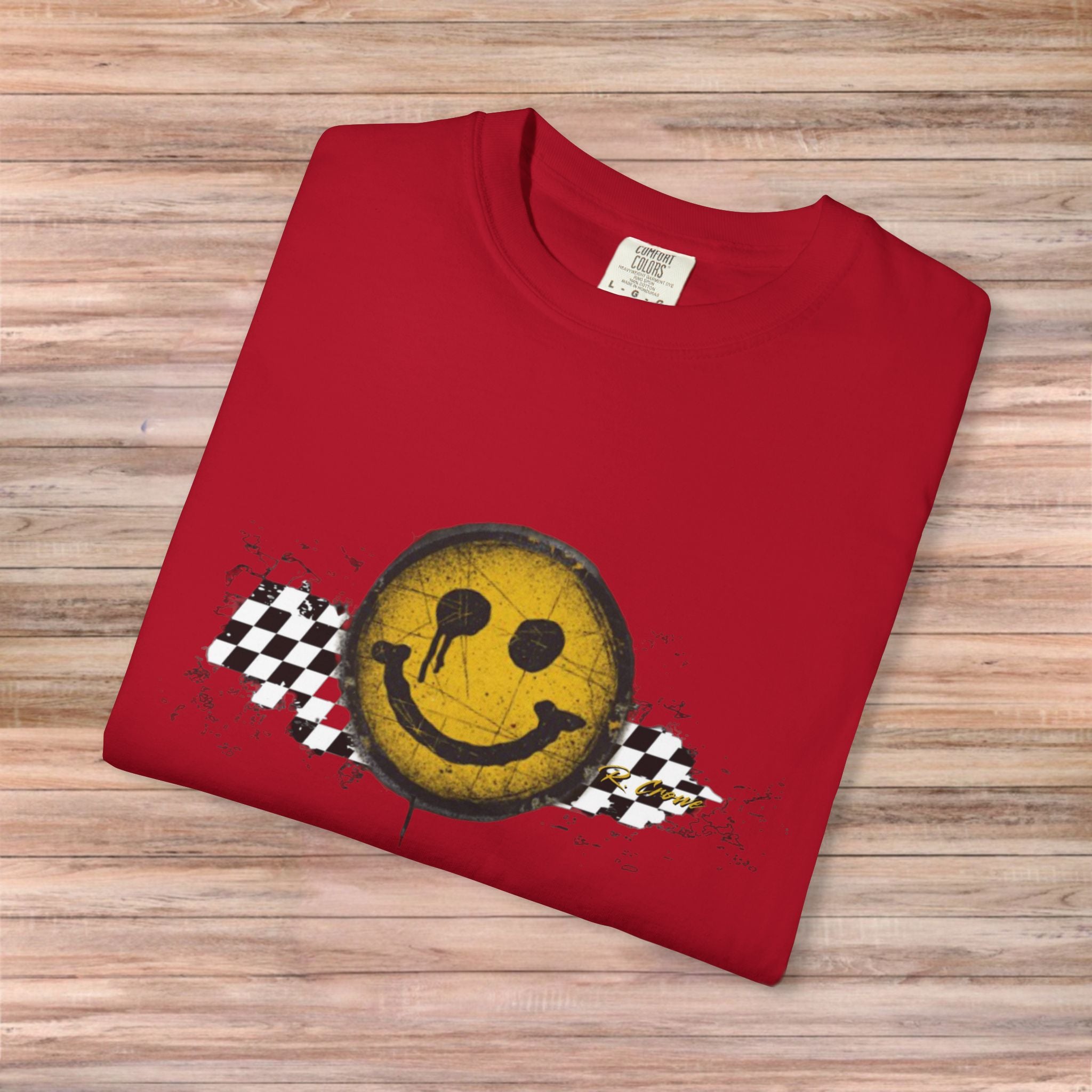 Tayden Smiley Face R.Crowe Tshirt